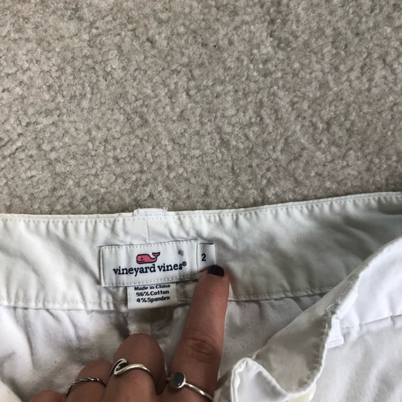 Vineyard Vines shorts - Picture 3 of 4